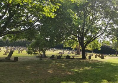 Heath and Reach Parsih Cemetery - photograph by Francesca Sheppard
